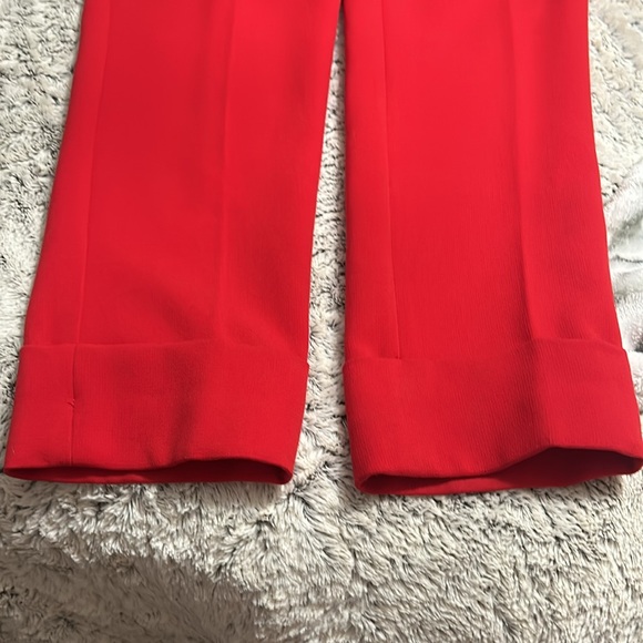 Beautiful red capris - Picture 3 of 3